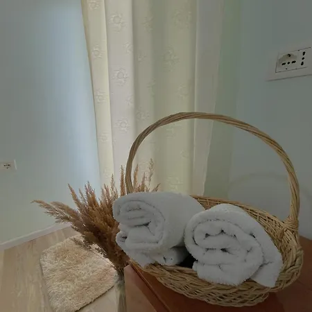 M With Balcony Appartamento Peshkopi