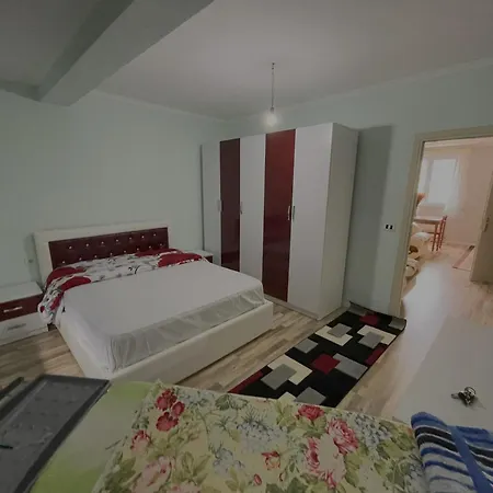 Apartment M With Balcony Peshkopi